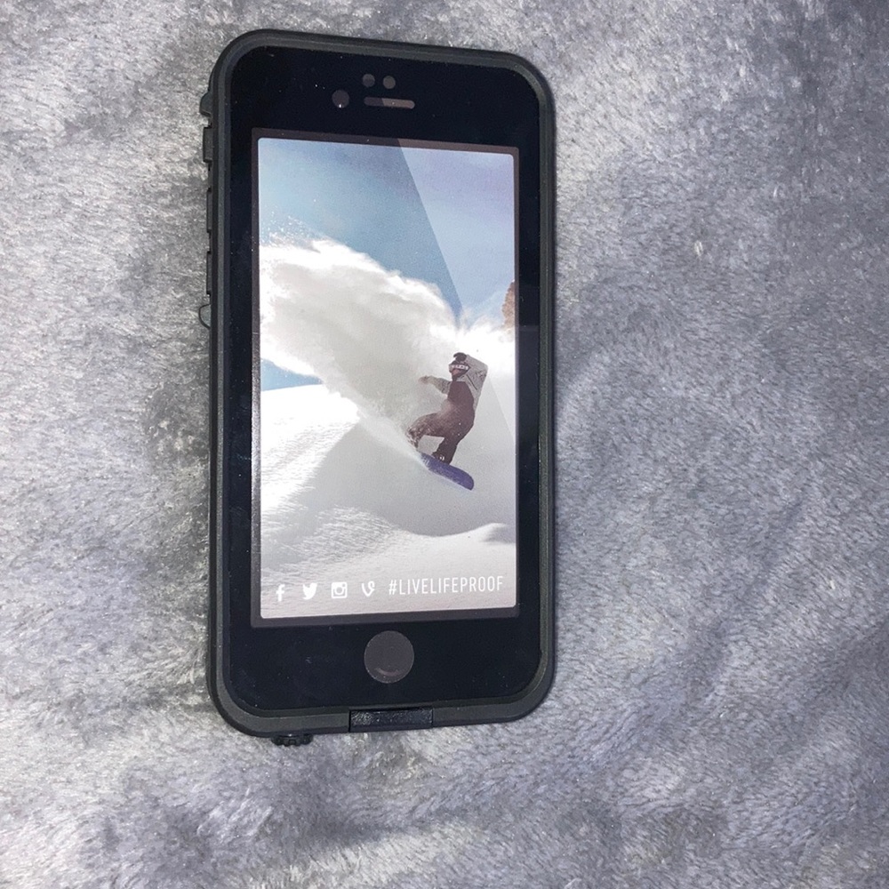 New! iPhone 6/6s Black LifeProof FRĒ Case